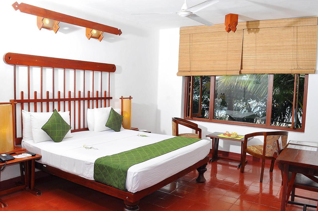 Koggala Beach Hotel Quarto foto